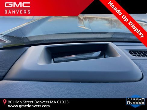 Used 2023 GMC Yukon Denali w/ Advanced Technology Package image 16