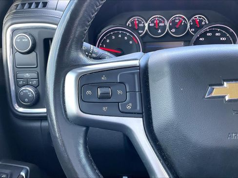 Used 2021 Chevrolet Silverado 1500 LT w/ Convenience Package II RWD image 23