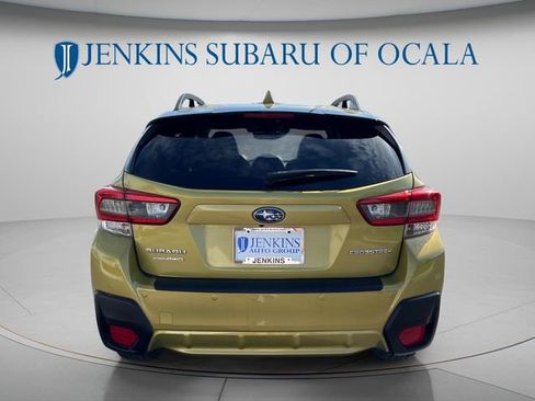Used 2022 Subaru Crosstrek 2.5i Limited w/ Moonroof Package 2 AWD/4WD image 4