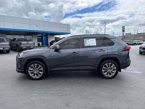 Used 2019 Toyota RAV4 XLE Premium w/ Advanced Technology Package AWD/4WD image 6