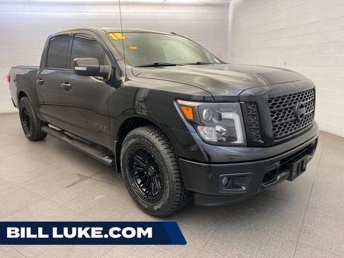 Used 2018 Nissan Titan SV w/ SV Convenience Package RWD image 1