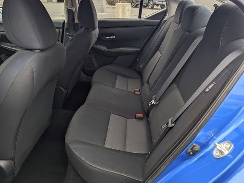 Used 2022 Nissan Sentra SV image 8