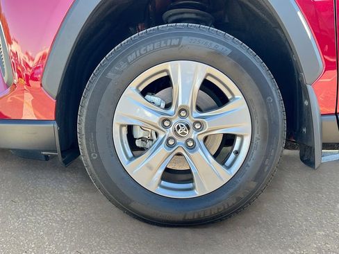 Used 2024 Toyota RAV4 XLE image 27