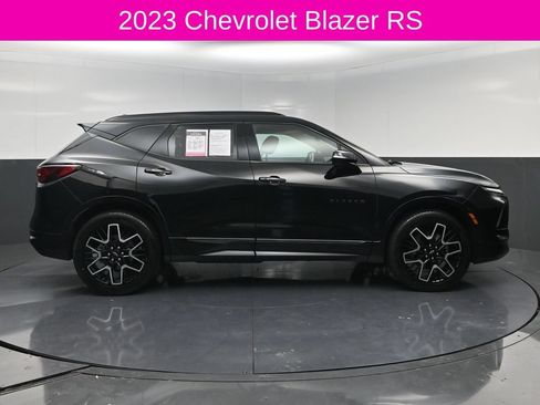 Used 2023 Chevrolet Blazer RS w/ Driver Confidence II Package FWD image 4