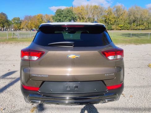 Used 2021 Chevrolet TrailBlazer ACTIV w/ Convenience Package FWD image 5