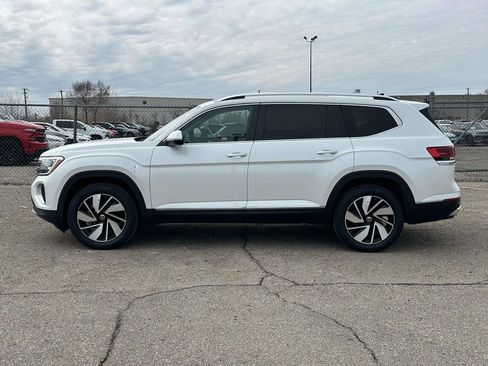New 2026 Volkswagen Atlas SEL AWD/4WD image 2