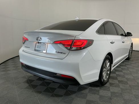 Used 2017 Hyundai Sonata SE FWD image 5