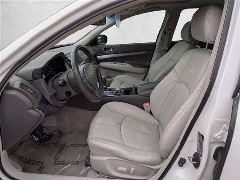 Used 2011 INFINITI G37 Journey w/ Premium Pkg image 11