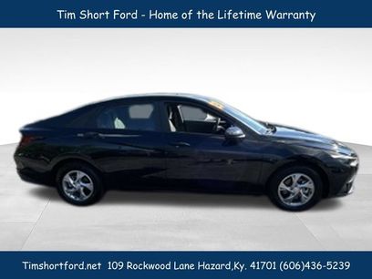 Used 2023 Hyundai Elantra SE