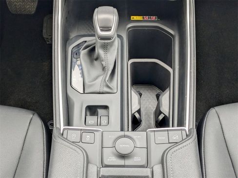 Used 2025 Toyota Grand Highlander AWD image 26