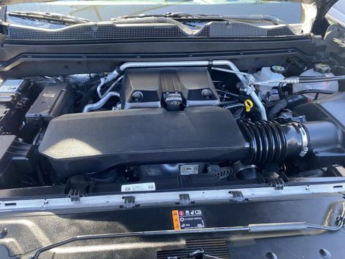 Used 2026 Chevrolet Colorado Trail Boss AWD/4WD image 39