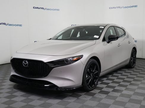 New 2026 MAZDA MAZDA3 Hatchback w/Premium Plus Pkg AWD/4WD image 8