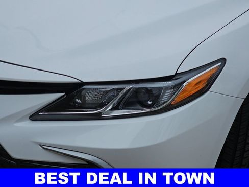 Used 2023 Toyota Camry LE FWD image 31