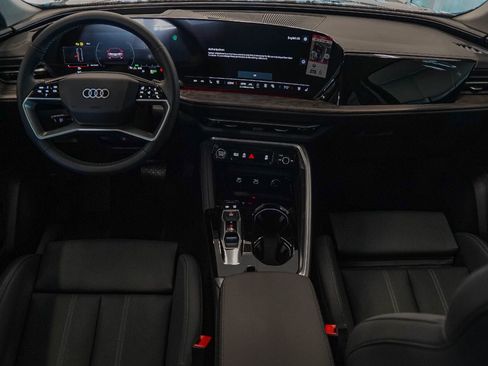 New 2025 Audi Q5 Premium Plus image 16