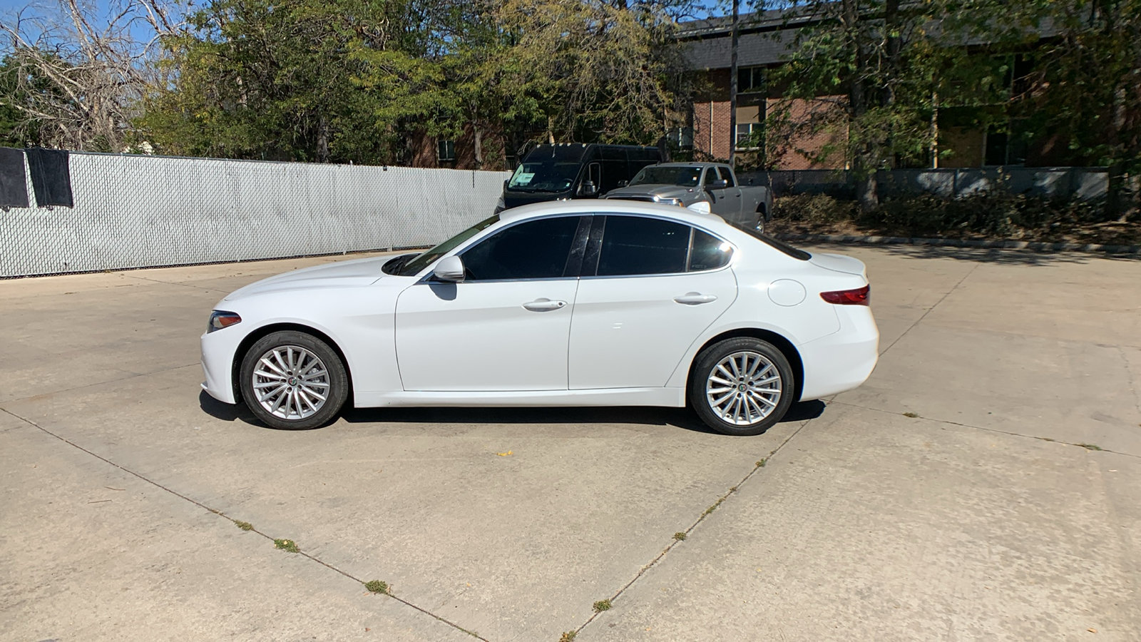 Used 2021 Alfa Romeo Giulia Sprint w/ Cold Weather Package AWD/4WD image 2