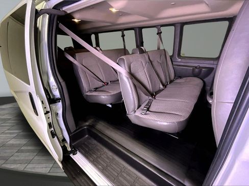 Used 2023 Chevrolet Express 3500 LS RWD image 24