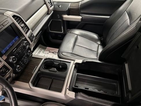Used 2021 Ford F350 Lariat w/ Tremor Off-Road Package AWD/4WD image 38