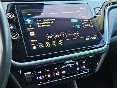 Used 2023 Chevrolet Bolt EUV Premier w/ Sun & Sound Package FWD image 8