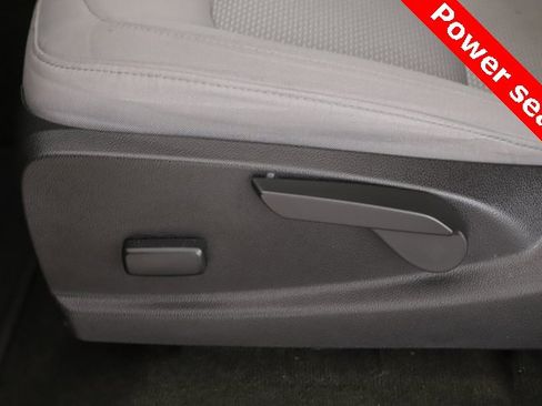 Used 2018 Chevrolet Colorado W/T w/ WT Convenience Package image 18