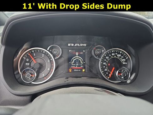 New 2024 RAM 3500 Tradesman image 27