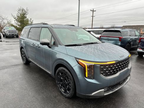 New 2026 Kia Carnival SX image 3