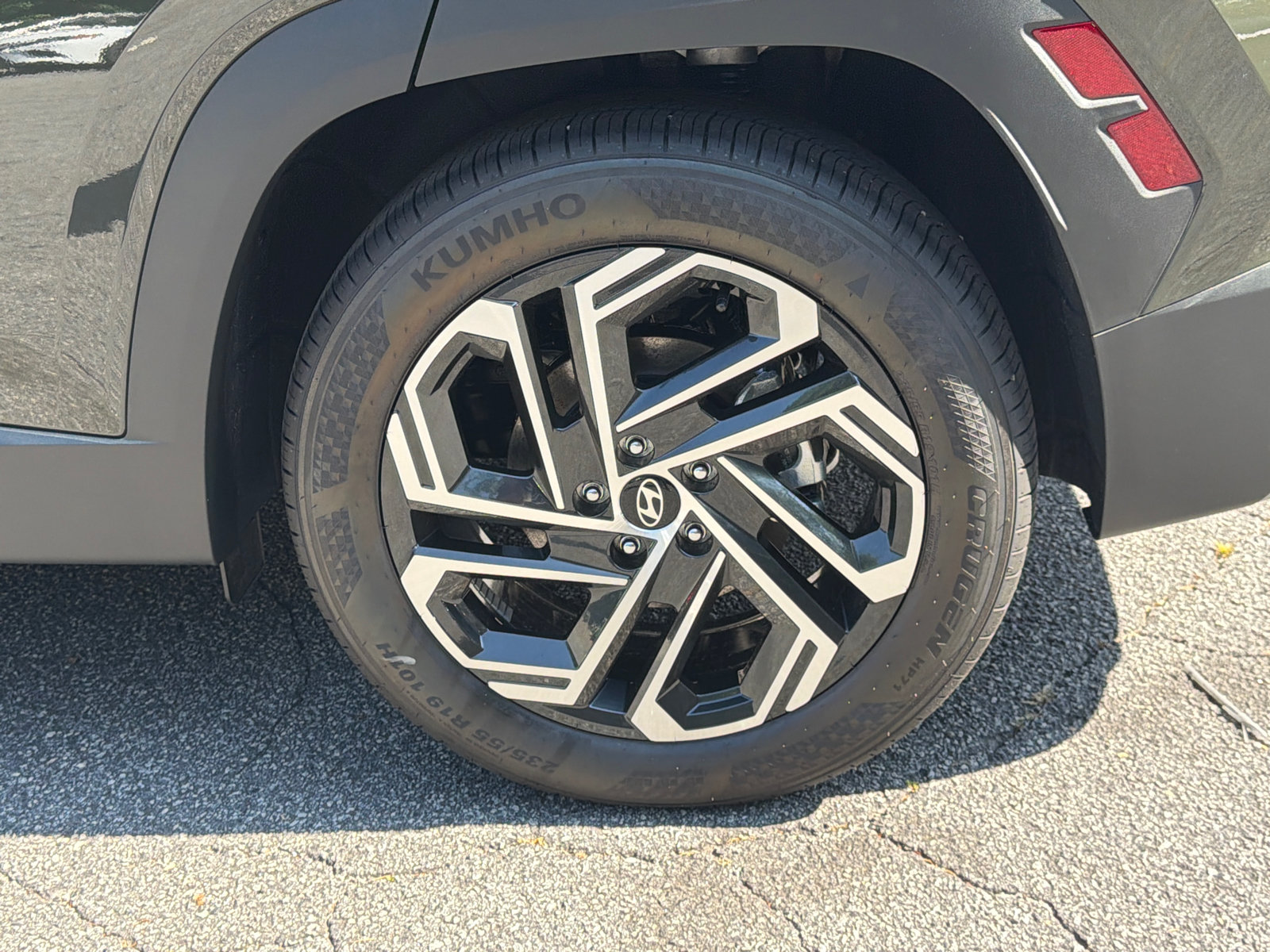 New 2026 Hyundai Tucson Limited FWD image 14