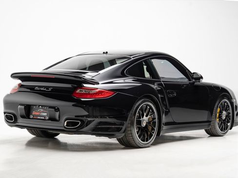 Used 2013 Porsche 911 Turbo S AWD/4WD image 9