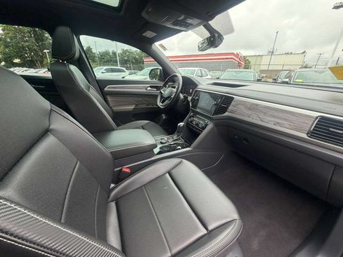 Used 2023 Volkswagen Atlas Cross Sport SE w/ Panoramic Sunroof Package AWD/4WD image 21