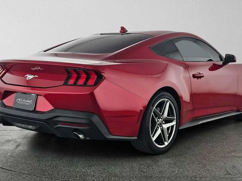 Used 2024 Ford Mustang Coupe RWD image 3