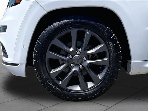 Used 2019 Jeep Grand Cherokee High Altitude AWD/4WD image 11