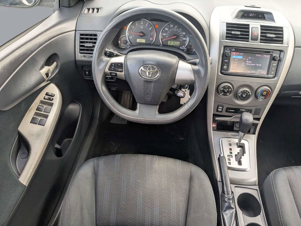 Used 2013 Toyota Corolla S FWD image 18