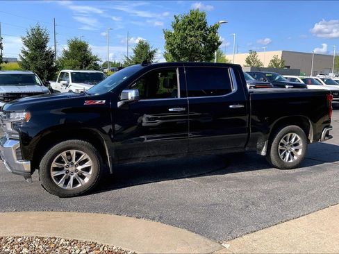 Used 2020 Chevrolet Silverado 1500 LTZ w/ LTZ Premium Package AWD/4WD image 12