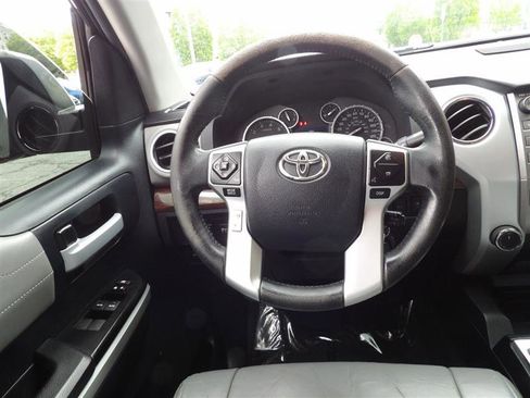 Used 2015 Toyota Tundra Limited w/ Limited Premium Package AWD/4WD image 18