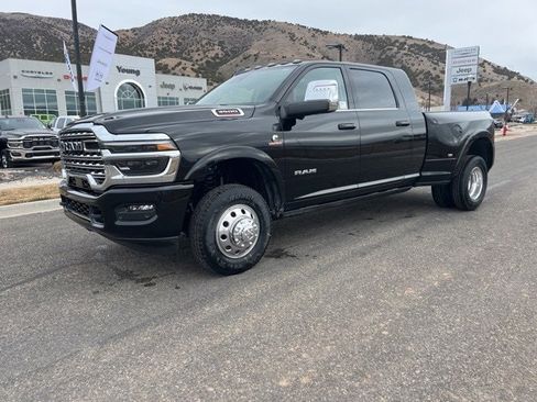 New 2026 RAM 3500 Longhorn image 8