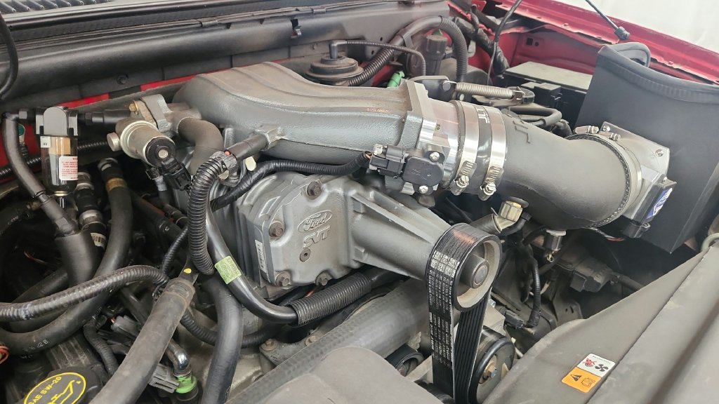 Used 2004 Ford F150 Lightning RWD image 16