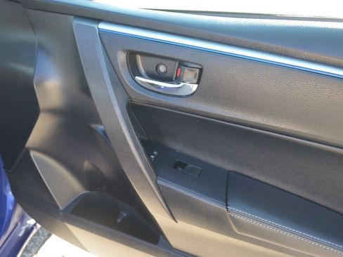 Used 2016 Toyota Corolla S Premium image 28