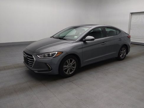 Used 2018 Hyundai Elantra Value Edition FWD image 2