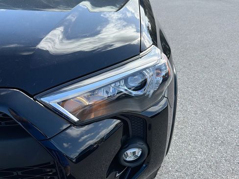 Used 2023 Toyota 4Runner SR5 Premium w/ Moonroof Package image 9