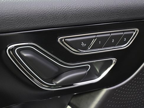 New 2025 Lincoln Corsair Reserve w/ Jet Appearance Package image 14