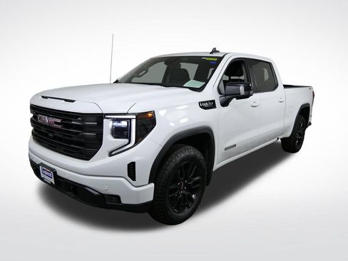 Used 2025 GMC Sierra 1500 Elevation w/ Elevation Premium Package AWD/4WD image 7