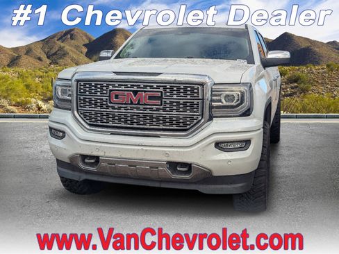 Used 2017 GMC Sierra 1500 Denali w/ Denali Ultimate Package image 1