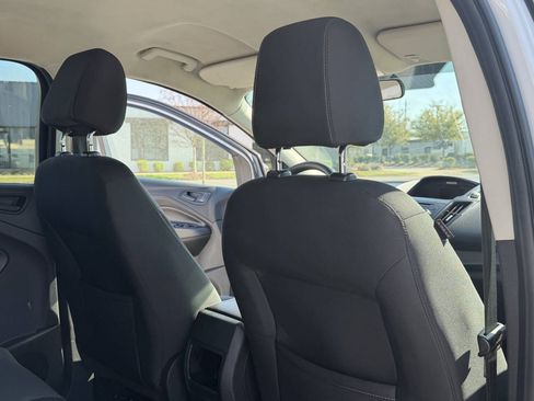 Used 2017 Ford Escape S FWD image 10