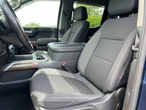 Used 2020 Chevrolet Silverado 1500 LT Trail Boss image 16