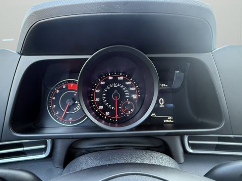 Used 2023 Hyundai Elantra SEL image 15