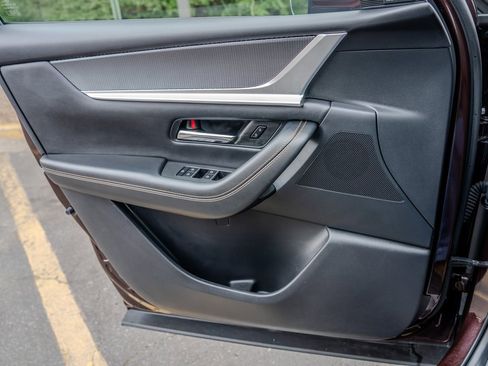 Used 2024 MAZDA CX-90 Plug-In Hybrid w/ Premium Plus image 16