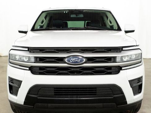 Used 2024 Ford Expedition XLT image 2