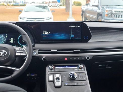 Used 2023 Hyundai Palisade Limited image 17