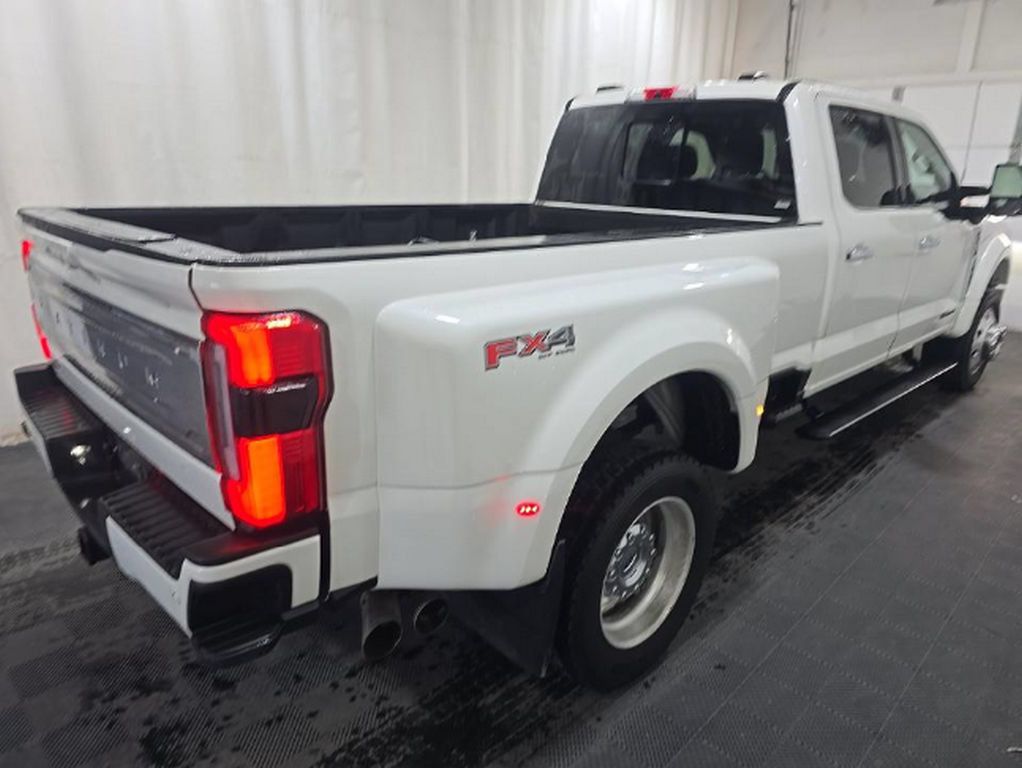 Used 2024 Ford F450 Platinum w/ FX4 Off-Road Package AWD/4WD image 4