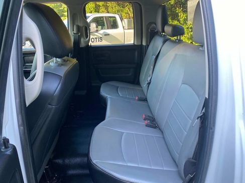 Used 2021 RAM 1500 Tradesman w/ Chrome Appearance Group RWD image 6