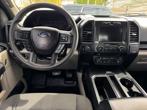 Used 2017 Ford F150 XL w/ Equipment Group 101A Mid AWD/4WD image 22